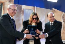 صورة يسرا تفتتح مهرجان جامعة بدر السينمائي.. و”الساحر” يضيء الدورة الثالثة