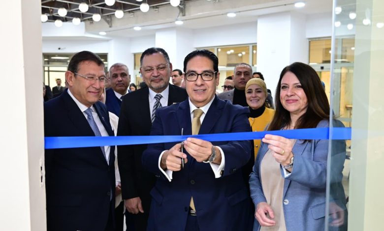 الدكتور محمد سامي عبدالصادق رئيس جامعة القاهرة يفتتح معمل الرؤية الحاسوبية “DentCai – Cairo University Dental AI Lab” بكلية طب الأسنان