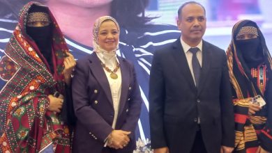 صورة سفير اليمن بالقاهرة:أكثر من 7 آلاف طالب يدرسون في الجامعات المصرية