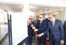 صورة بتكلفة 350 مليون جنيه.. وزير التعليم العالي ومحافظ المنيا يفتتحان عددا من المشروعات