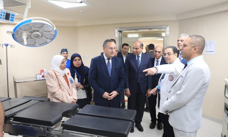 وزير التعليم العالي يفتتح مستشفى الأطفال بالمنيا