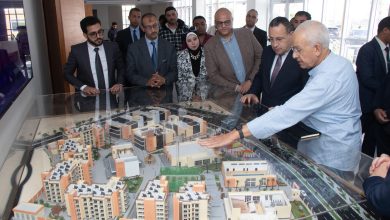 صورة وزير التعليم العالي يتفقد الحرم الجديد لجامعة سنجور بمدينة برج العرب
