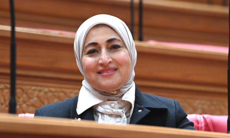 الدكتورة ثريا البدوي عميد كلية إعلام القاهرة سابقا ورئيس لجنة الإعلام بمجلس النواب