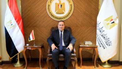 صورة وزير التعليم العالي يعلن صدور قرارات جمهورية بتعيين قيادات جامعية جديدة