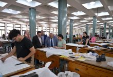 صورة نائب رئيس جامعة القاهرة يتفقد امتحانات نهاية العام
