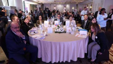 صورة وزير الصحة يشهد إطلاق البرنامج الوطني للقبال