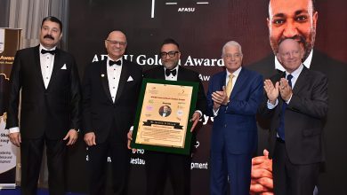 صورة إبراهيم الشايب يتوج بالجائزة الذهبية الدولية لـ AFASU تقديراً لمسيرة الريادة والنجاح