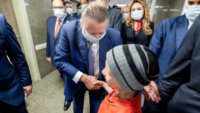 صورة افتتاح وحدة زرع النخاع ومجمع العيادات الخارجية بالمعهد القومي للأورام