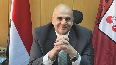 صورة تعيين عمر عزام باللجنة العليا للقضاء على الجذام