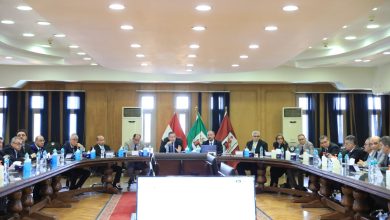 صورة وزير التعليم العالي يترأس اجتماع المجلس الأعلى للمستشفيات الجامعية