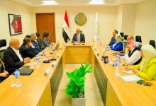 صورة وزير التعليم يبحث مع الأمين العام للاتحاد الدولي للرياضة المدرسية تعزيز التعاون