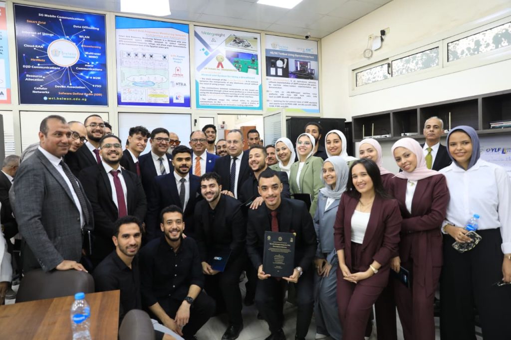 وزير التعليم العالي ورئيس جامعة العاصمة يفتتحان عددًا من المشروعات التعليمية