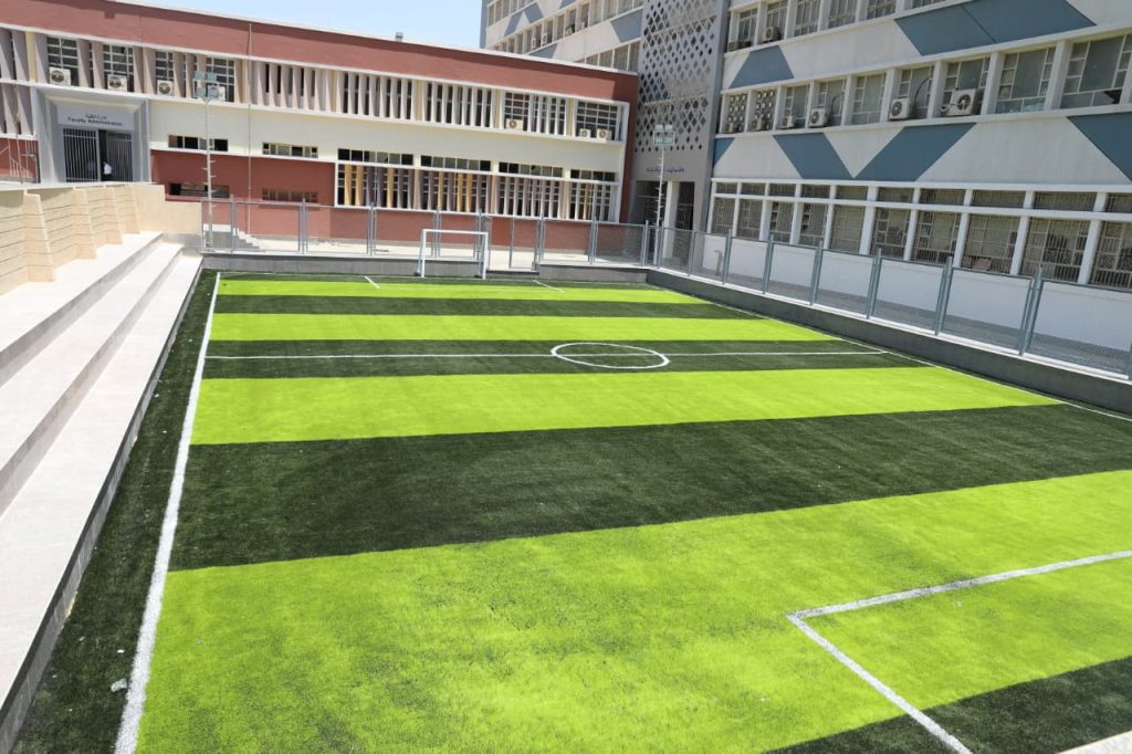 وزير التعليم العالي ورئيس جامعة العاصمة يفتتحان عددًا من المشروعات التعليمية