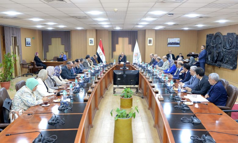 انعقاد مجلس جامعة المنصورة