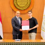 وزير التربية والتعليم يكرم أوائل الثانوية العامة للعام الدراسي 2025 / 2026