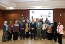صورة جلسة نقاشية بين رئيس هيئة الإسعاف ومحرري الصحة