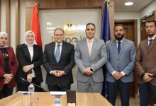 صورة رئيس هيئة الدواء المصرية يلتقى شعبة محرري الصحة