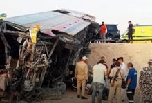 صورة 22 وفاة و28 مصابًا في حادث انقلاب أتوبيس بطريق (دهب–نويبع)