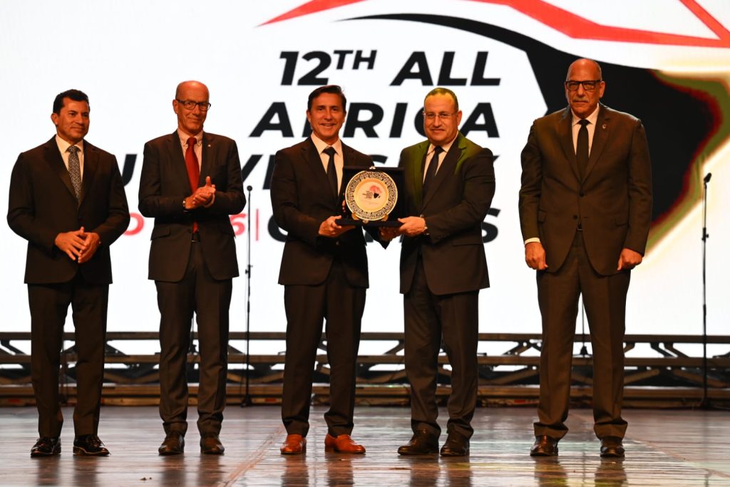 وزير التعليم العالي يشهد حفل «القاهرة 2026» بدار الأوبرا