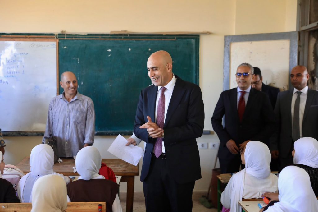 وزير التعليم يتفقد مدارس كفر الشيخ في أول أيام الدراسة