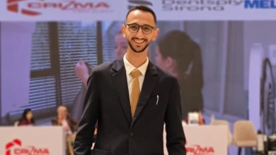 صورة طالب بجامعة “الجلالة” يحصد المركز الأول في مسابقة الذكاء الاصطناعي لطب الأسنان