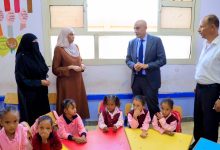 صورة وزير التعليم ومحافظ البحر الأحمر يتفقدان مدارس شلاتين وحلايب