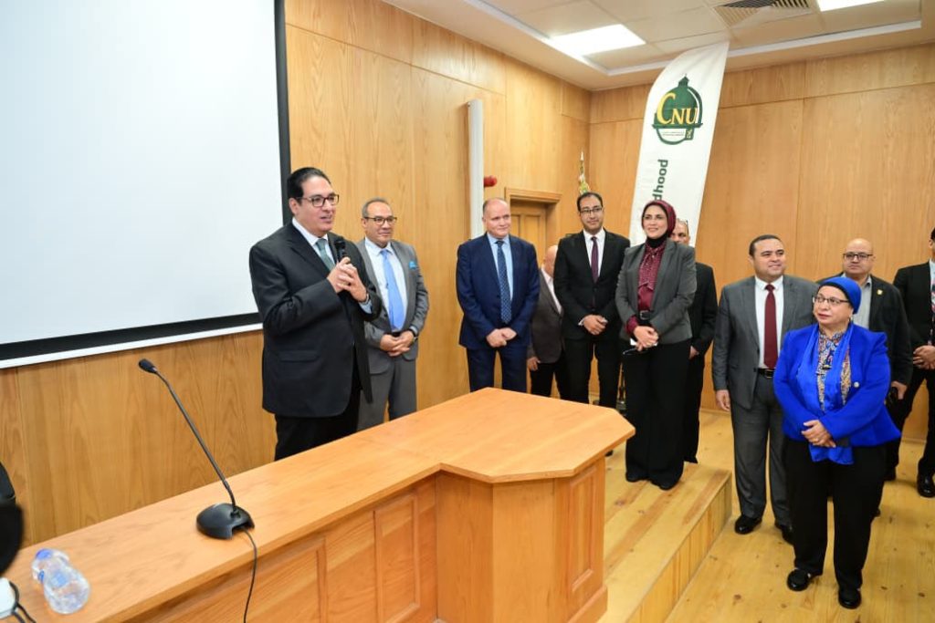 جولة تفقدية للدكتور محمد سامي عبد الصادق رئيس جامعة القاهرة بمقر جامعة القاهرة الأهلية والفرع الدولى