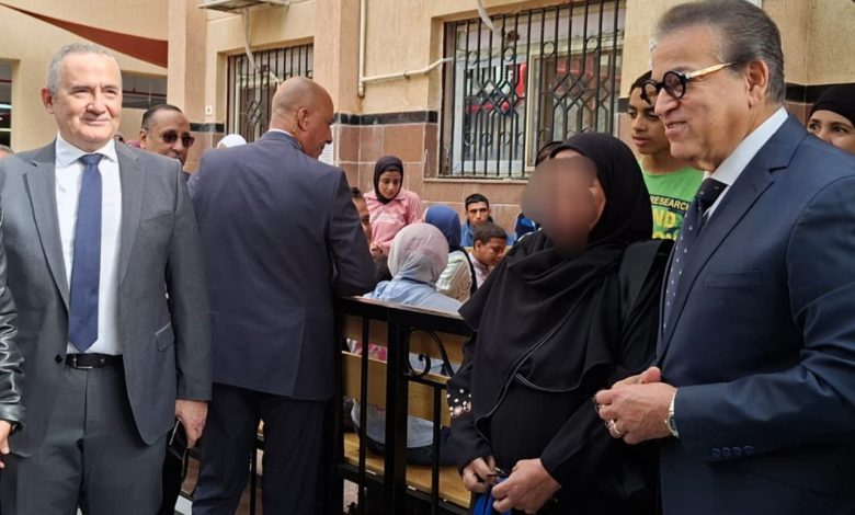 وزير الصحة يتفقد معهد الرمد التذكاري