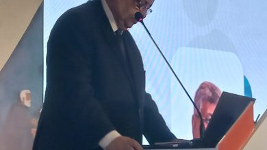 صورة د. محمد عوض تاج الدين: لا سلامة مستدامة للمرضى دون حماية العاملين بالقطاع الصحي